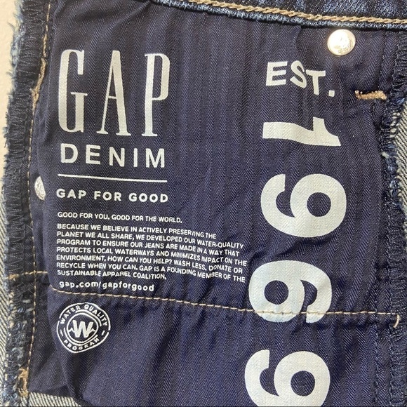 Gap Women's Hawaiian Floral Pocket 5" Jean Shorts - Picture 6 of 11